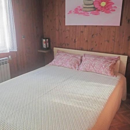 Cozy Apartment Alma, Two Steps From The Sea Medulin Exterior photo