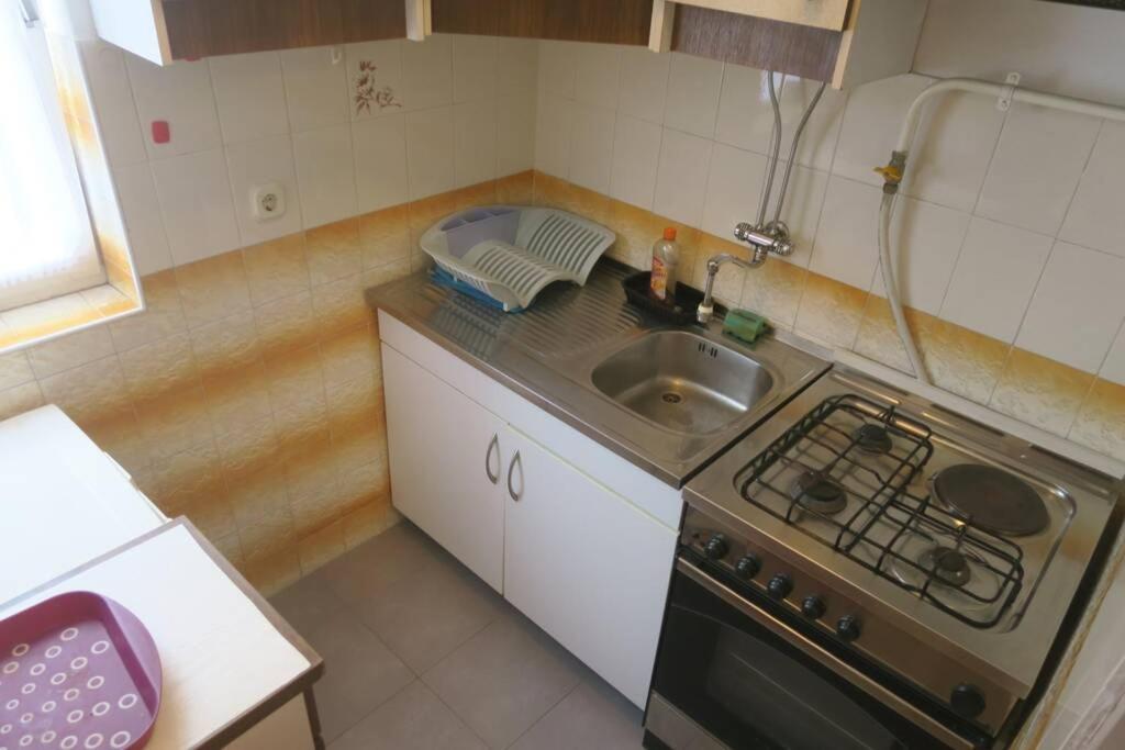 Cozy Apartment Alma, Two Steps From The Sea Medulin Exterior photo